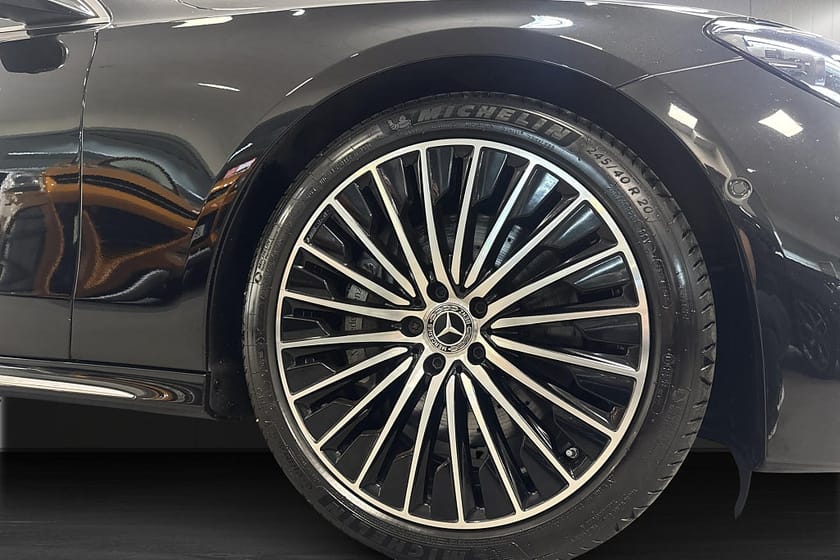 Bild 5 av Mercedes-Benz E 300 d e 4MATIC T