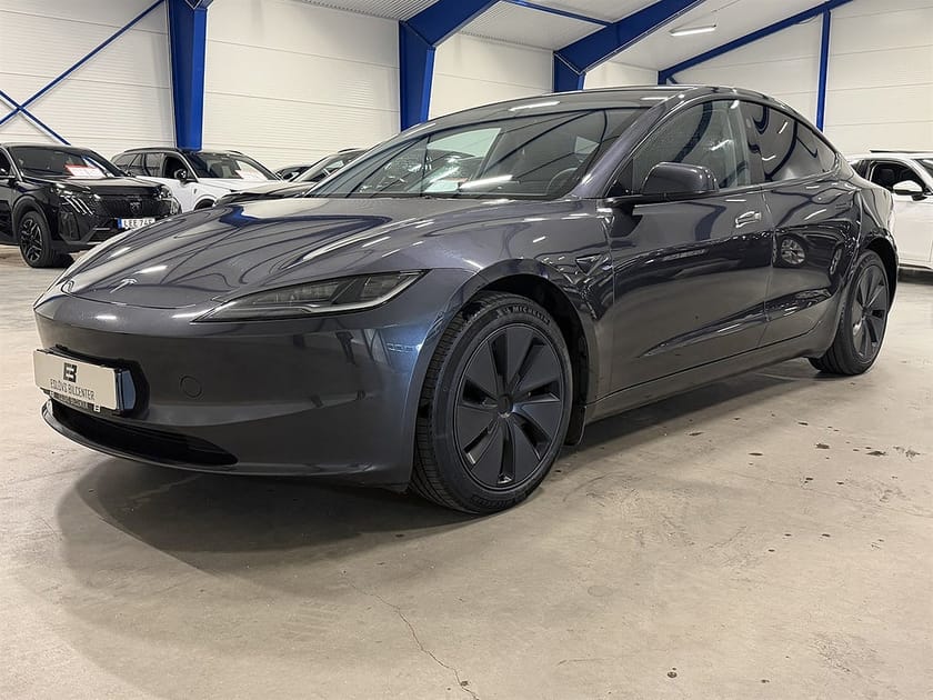 Bild 2 av Tesla Model 3 Long Range AWD