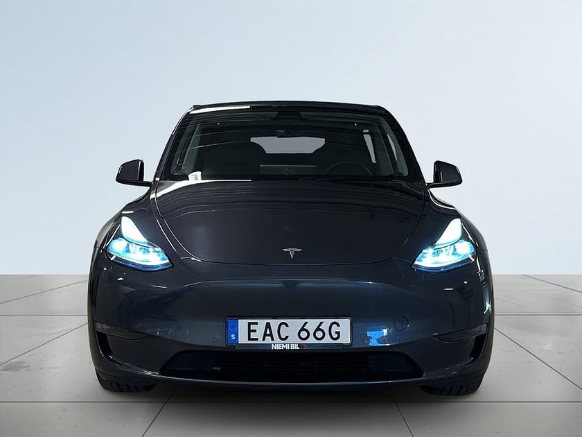 Bild 2 av Tesla Model Y Long Range AWD