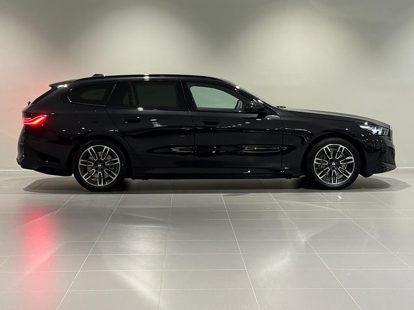Bild 3 av BMW i5 xDrive40 Touring