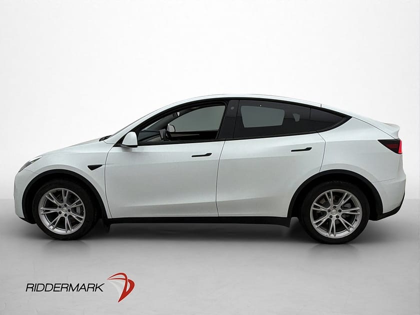 Bild 5 av Tesla Model Y Standard Range RWD