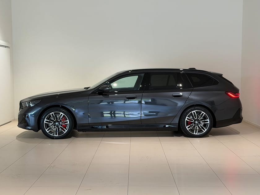 Bild 2 av BMW i5 xDrive40 Touring