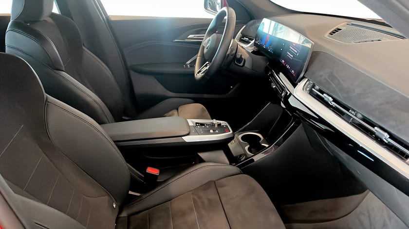 Bild 3 av BMW X1 xDrive25e