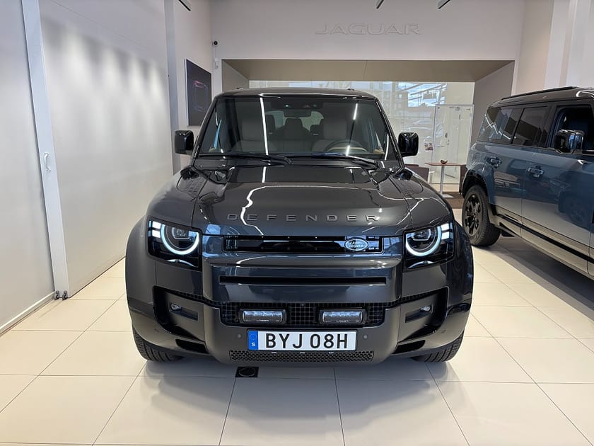 Bild 2 av Land Rover Defender 130 D250 MHEV