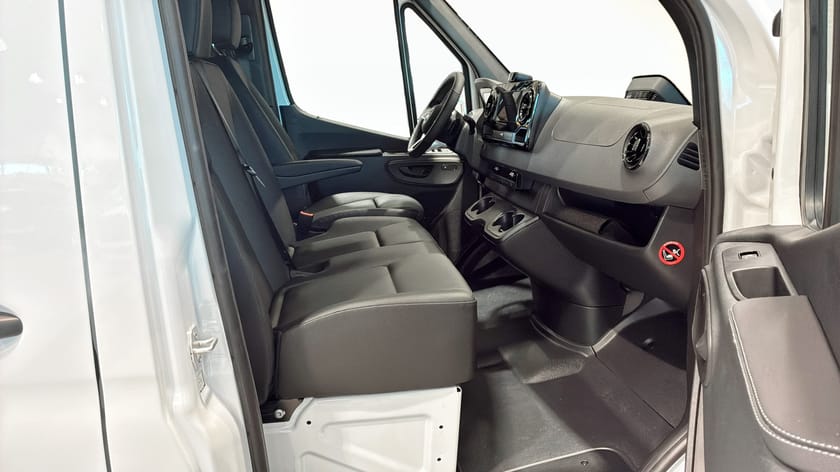 Bild 3 av Mercedes-Benz Sprinter 317 CDI RWD Panel Van