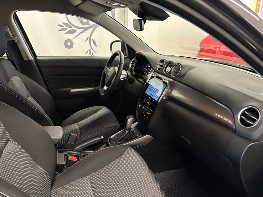 Bild 5 av Suzuki Vitara Hybrid AllGrip