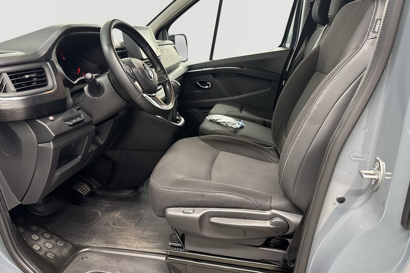 Bild 4 av Renault Trafic Skåpbil