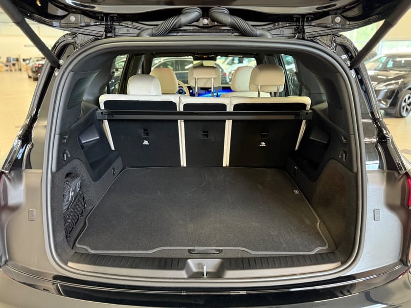 Bild 5 av Mercedes-Benz GLB 250+ EQ