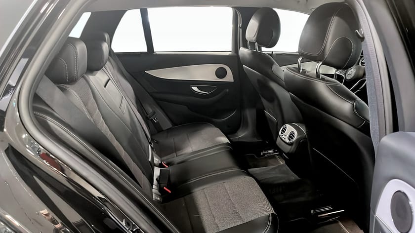 Bild 5 av Mercedes-Benz E 300 T de 4MATIC