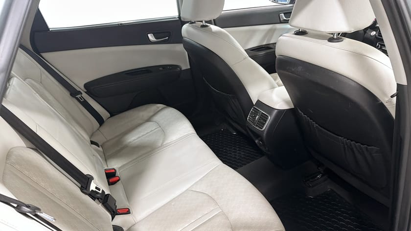 Bild 5 av Kia Optima Sport Wagon Plug-in Hybrid
