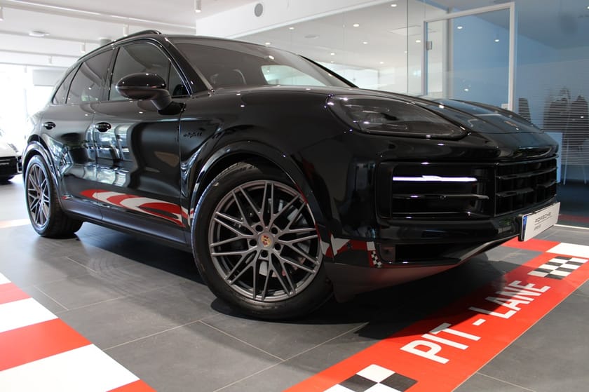 Bild 1 av Porsche Cayenne E-Hybrid