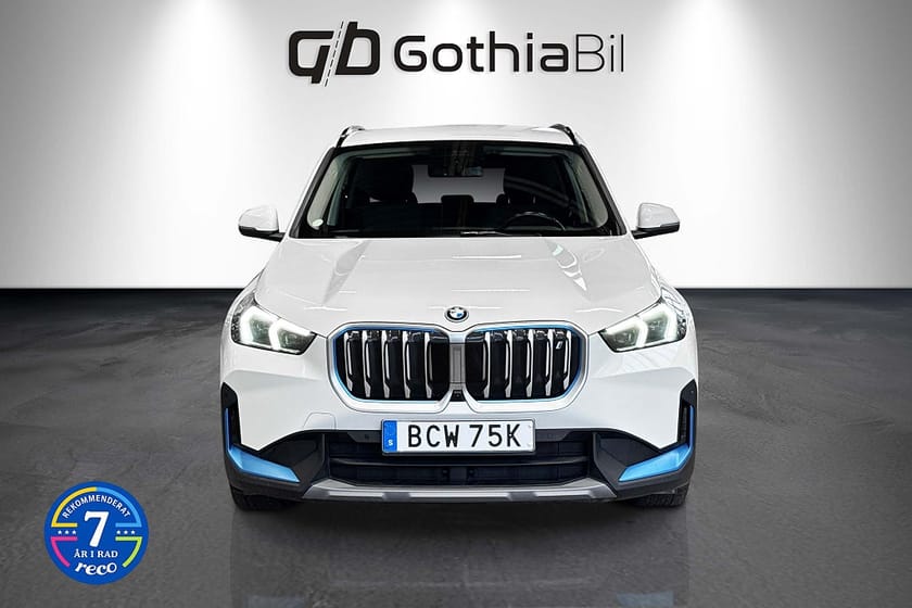 Bild 2 av BMW iX1 xDrive30