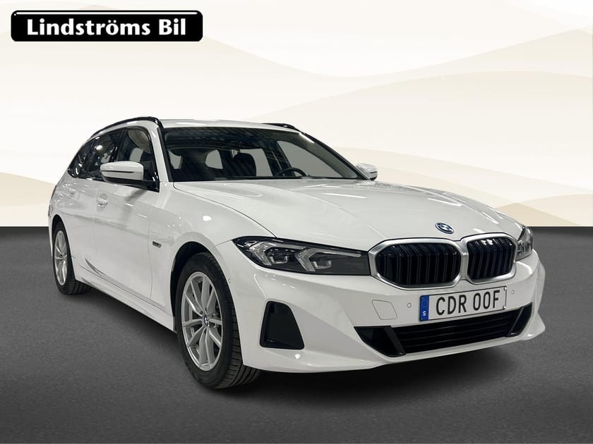 Bild 3 av BMW 330e Touring