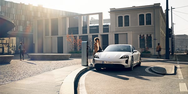 Porsche Approved.