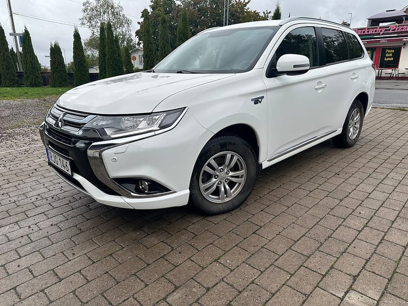 Bild 1 av Mitsubishi Outlander PHEV