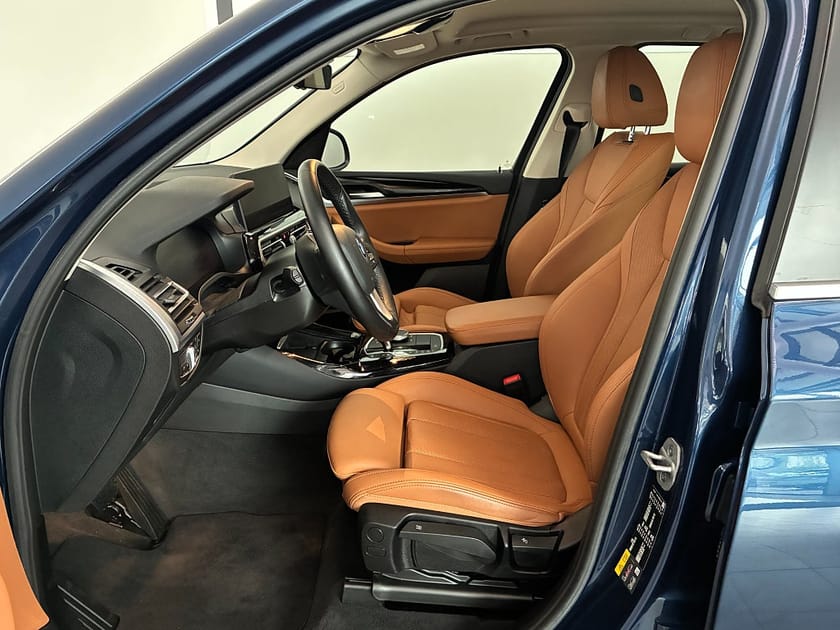 Bild 5 av BMW X3 xDrive30e