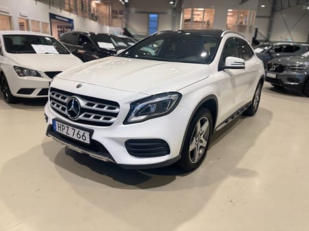 Mercedes-Benz GLA 200
