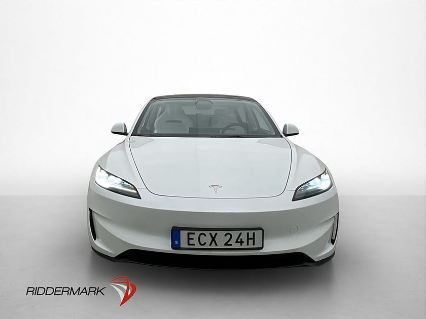 Bild 2 av Tesla Model 3 Performance