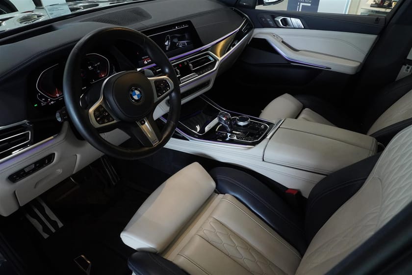 Bild 2 av BMW X7 M50d