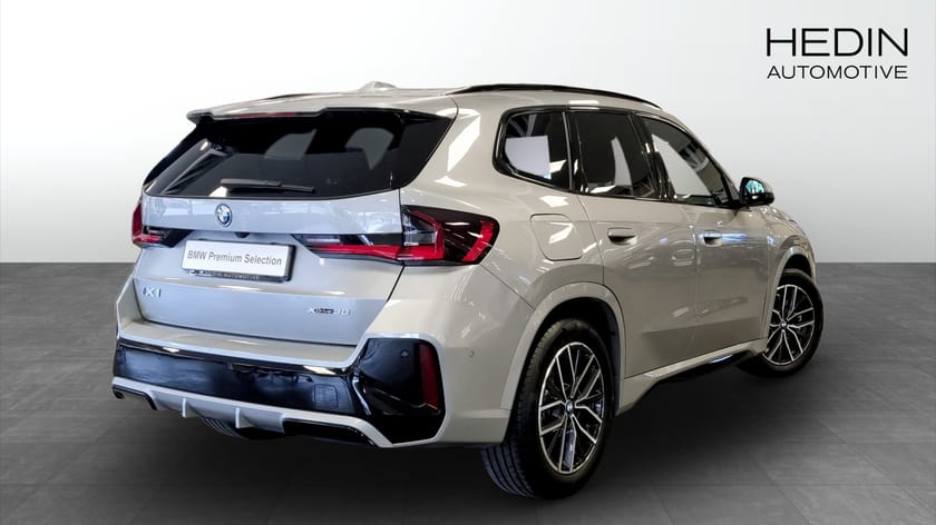 Bild 2 av BMW iX1 xDrive30