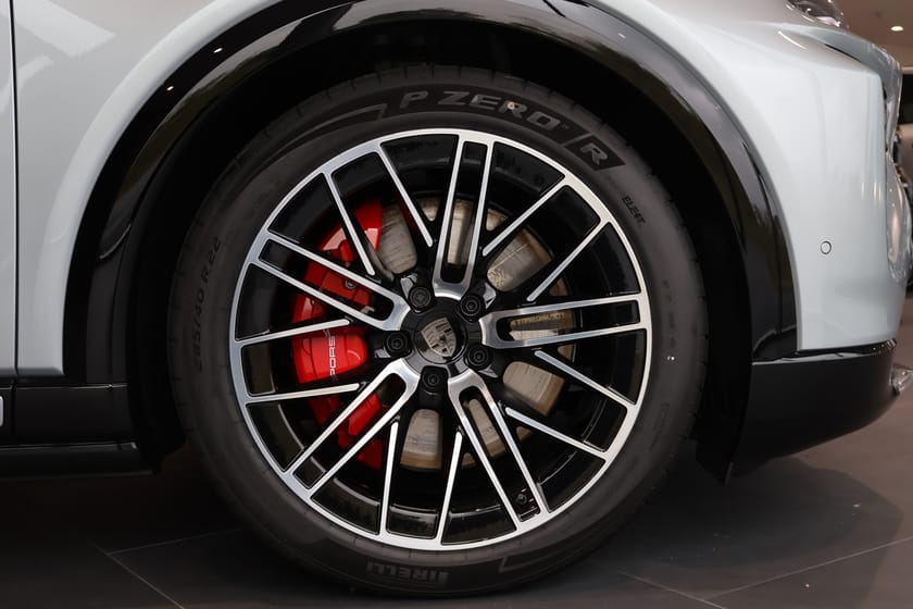 Bild 5 av Porsche Cayenne Turbo Coupé Electric