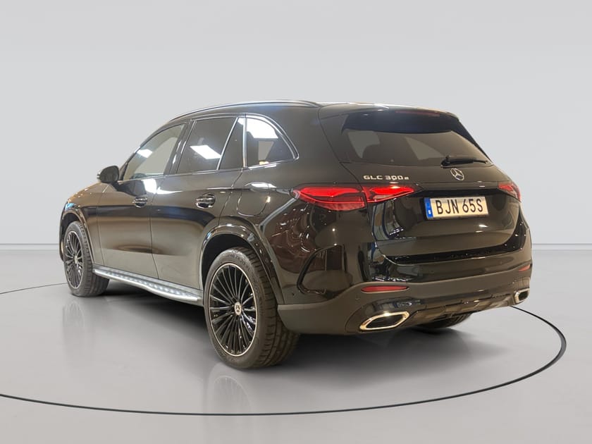 Bild 3 av Mercedes-Benz GLC 300 e 4MATIC