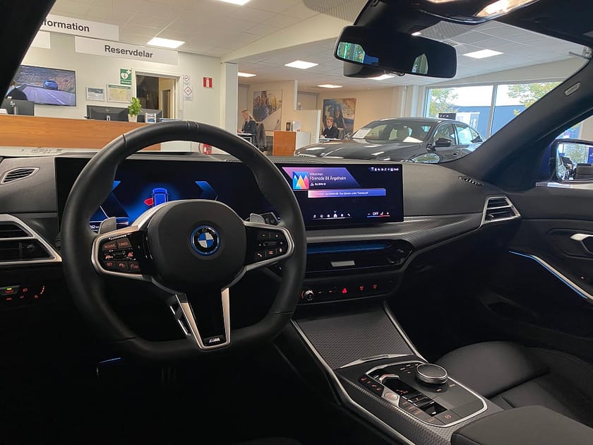 Bild 5 av BMW 330e xDrive Touring