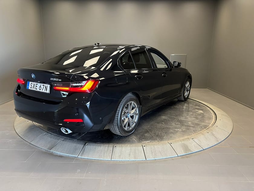 Bild 5 av BMW 330e xDrive Sedan