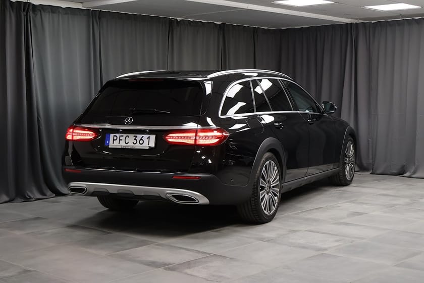 Bild 2 av Mercedes-Benz E 220 d 4MATIC All-Terrain