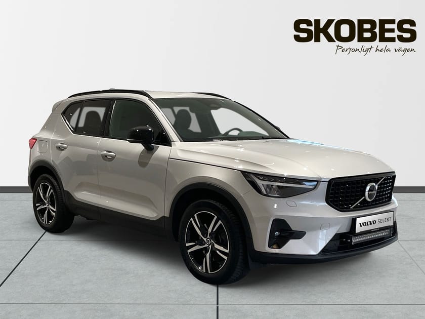 Bild 1 av Volvo XC40