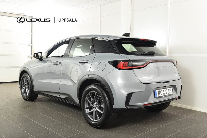 Bild 2 av Lexus LBX