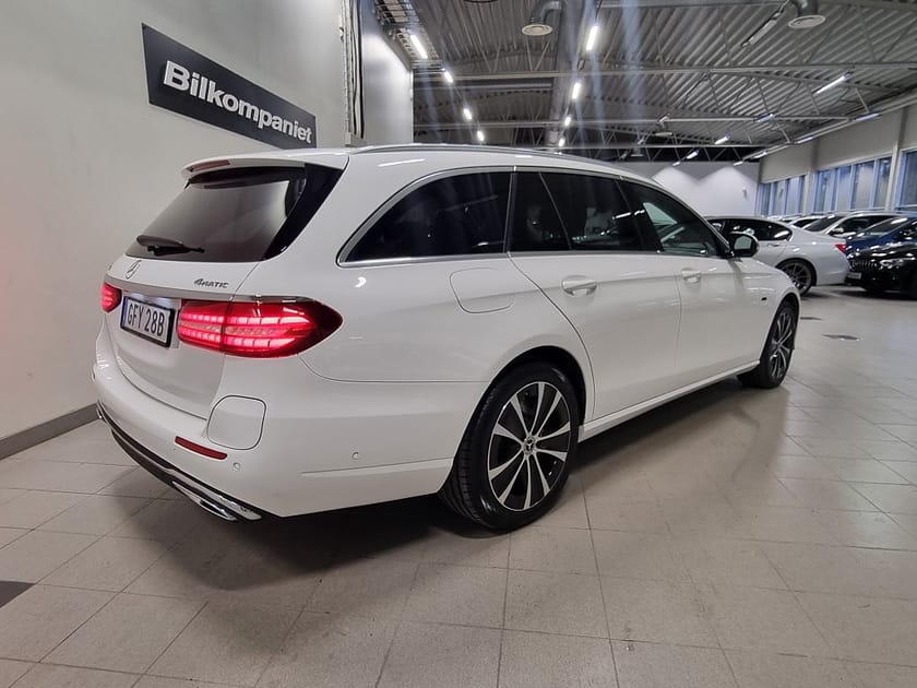 Bild 4 av Mercedes-Benz E 300 T de 4MATIC