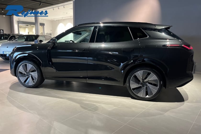 Bild 3 av Lynk & Co 08 PHEV