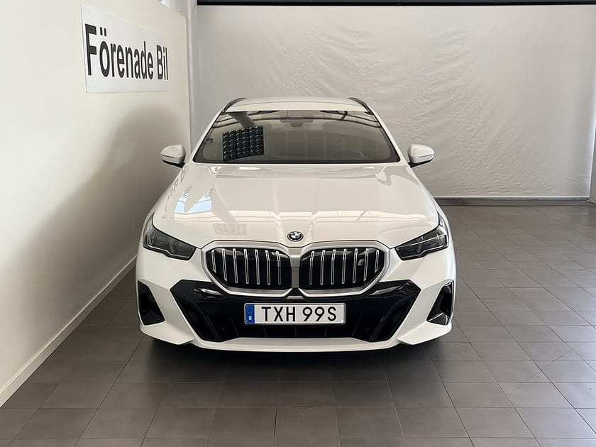 Bild 2 av BMW i5 xDrive40 Touring