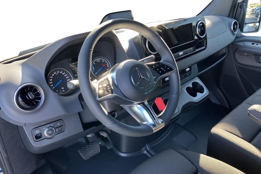 Bild 5 av Mercedes-Benz eSprinter 314 81 kWh