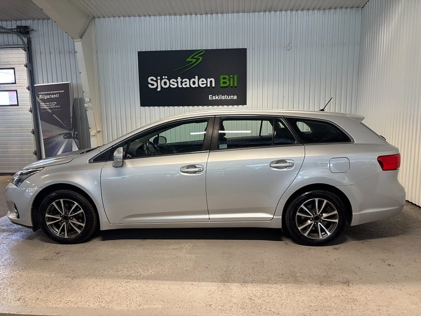 Bild 2 av Toyota Avensis Kombi