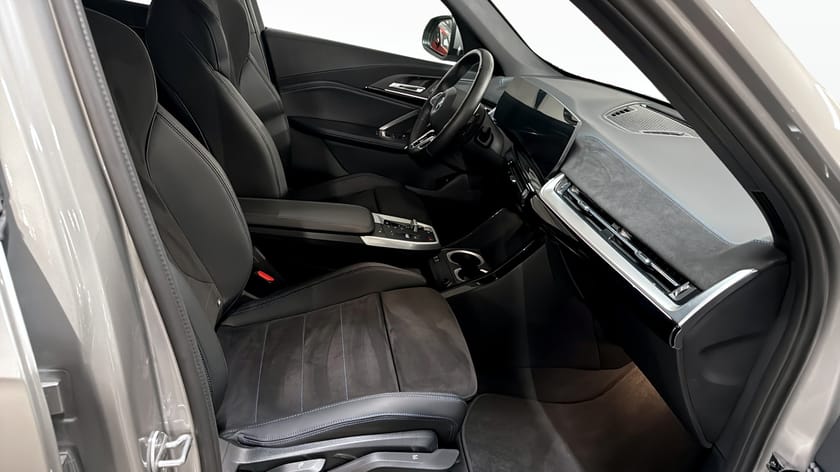 Bild 3 av BMW X1 xDrive25e