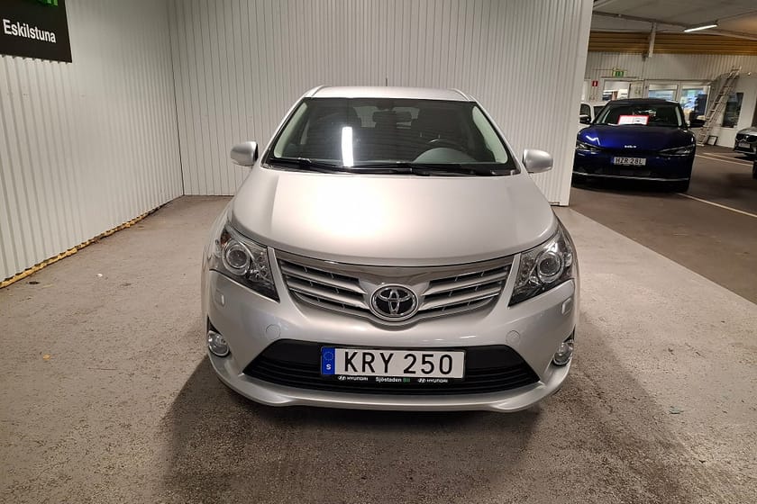 Bild 2 av Toyota Avensis Kombi
