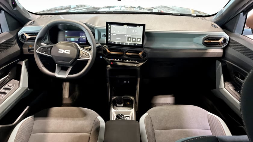 Bild 4 av Dacia Duster hybrid-G 150 4x4