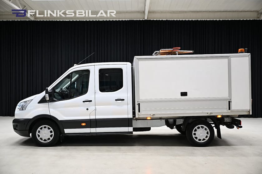 Bild 2 av Ford Transit 350 Chassi Dubbelhytt