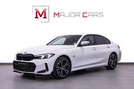 BMW 330e xDrive Sedan