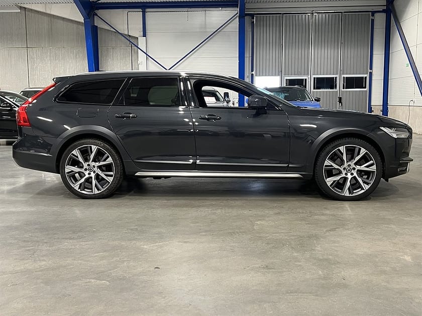 Bild 2 av Volvo V90 Cross Country