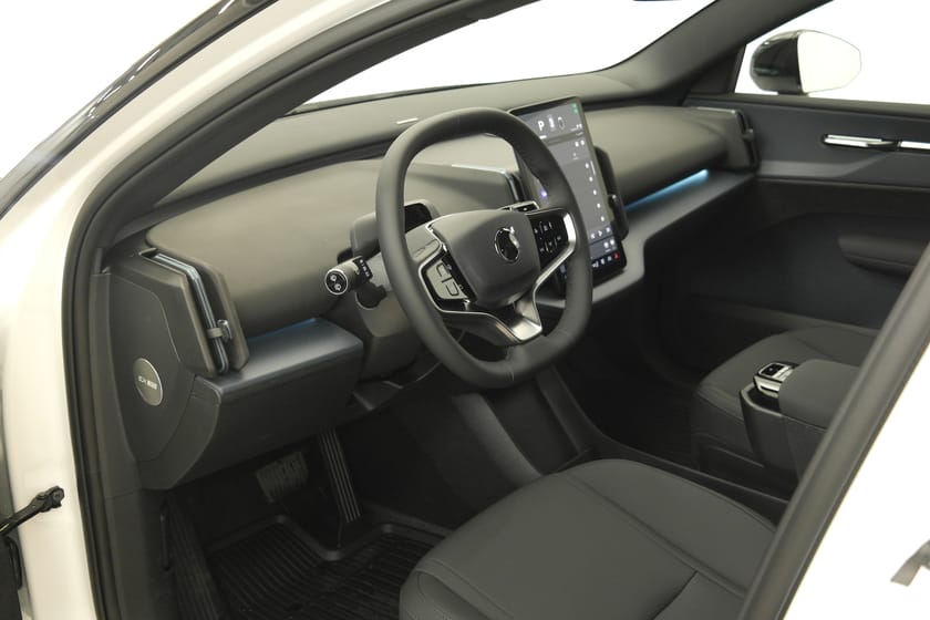 Bild 5 av Volvo EX30 P5 Long Range