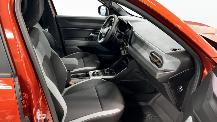 Bild 3 av Dacia Duster hybrid-G 150 4x4