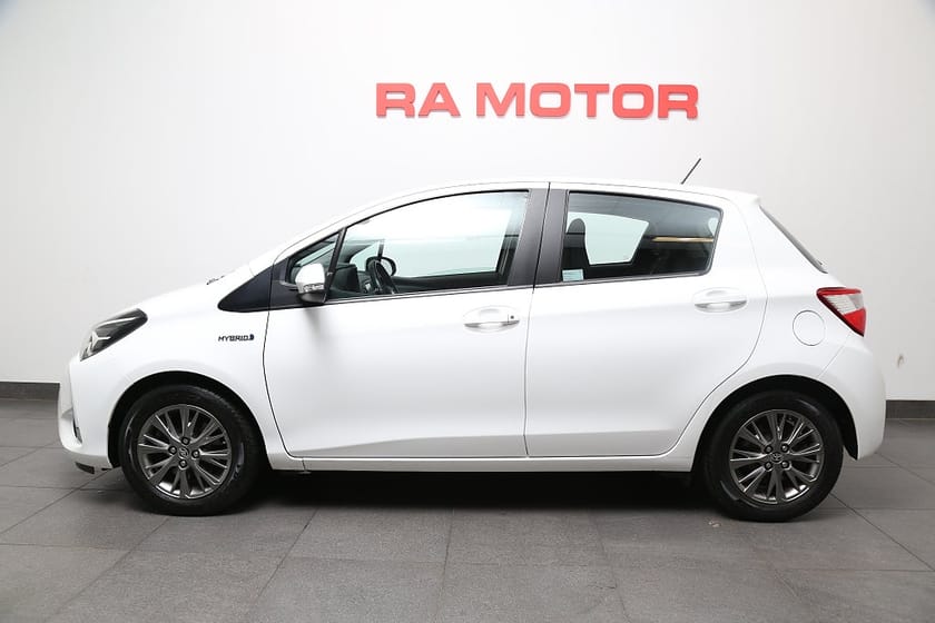 Bild 3 av Toyota Yaris Hybrid