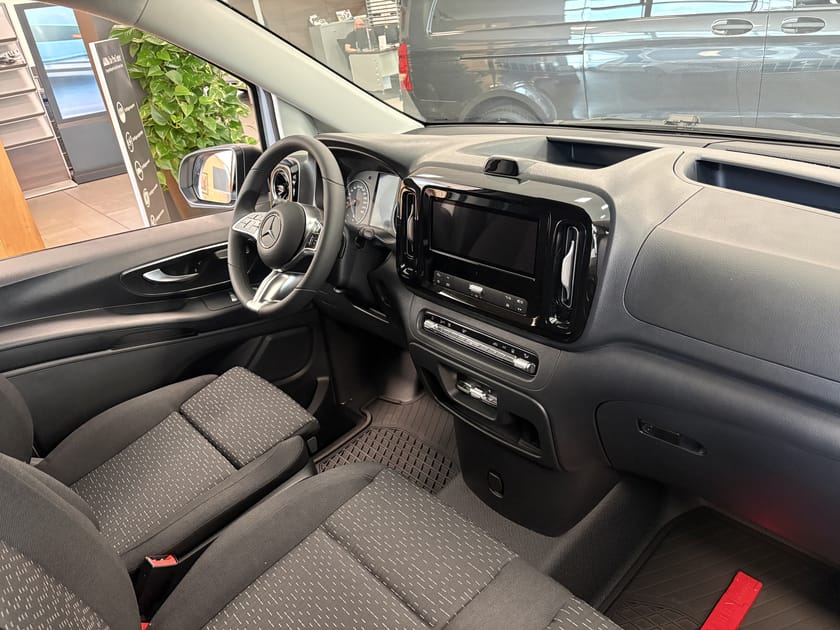Bild 5 av Mercedes-Benz Vito 116 CDI 4x4 2.8t