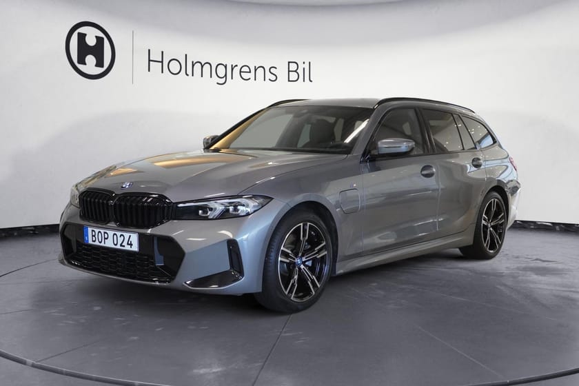 Bild 1 av BMW 330e xDrive Touring