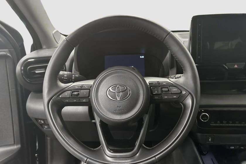 Bild 2 av Toyota Yaris Hybrid 115