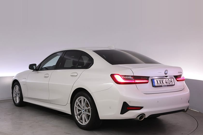 Bild 4 av BMW 330e Sedan