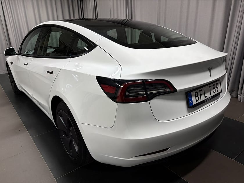 Bild 4 av Tesla Model 3 Standard Range
